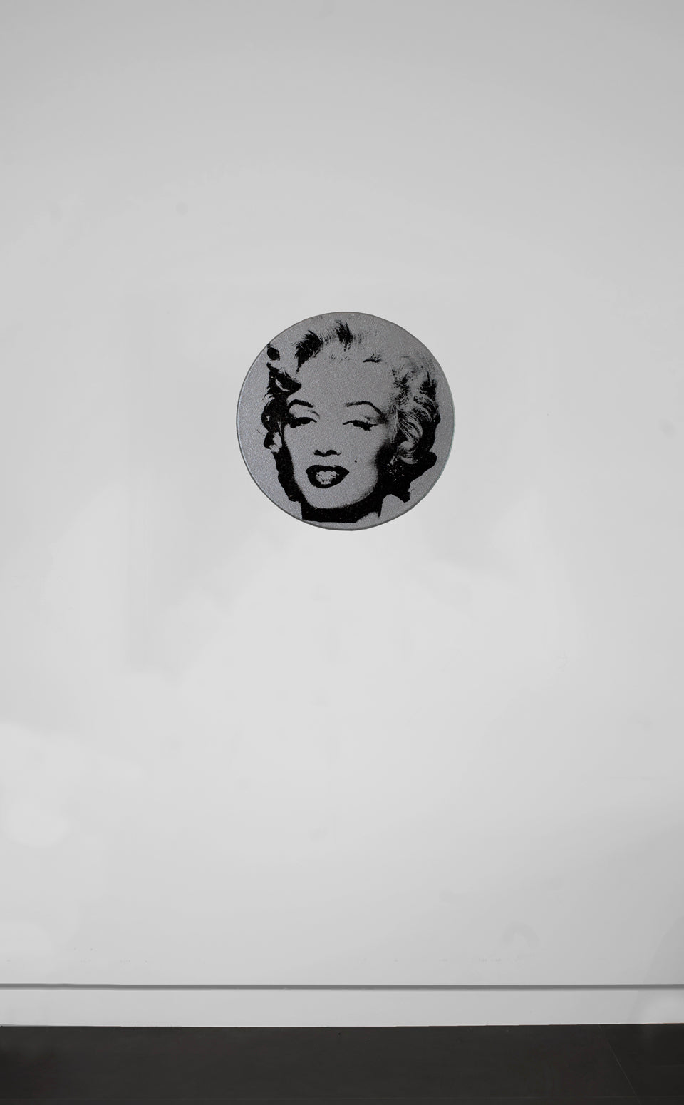 Marilyn Monroe (Silver Round) - Screenprint on Canvas